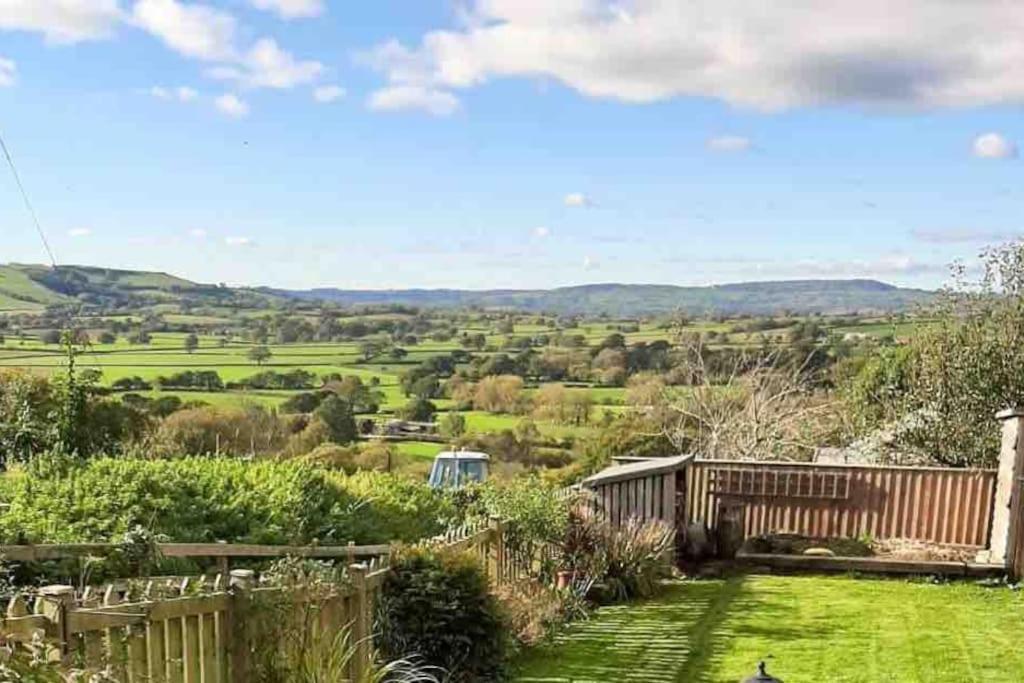 Strongate View - Cosy Stylish Rural Jurassic Coast & Bridport Nearby Apartment Netherbury